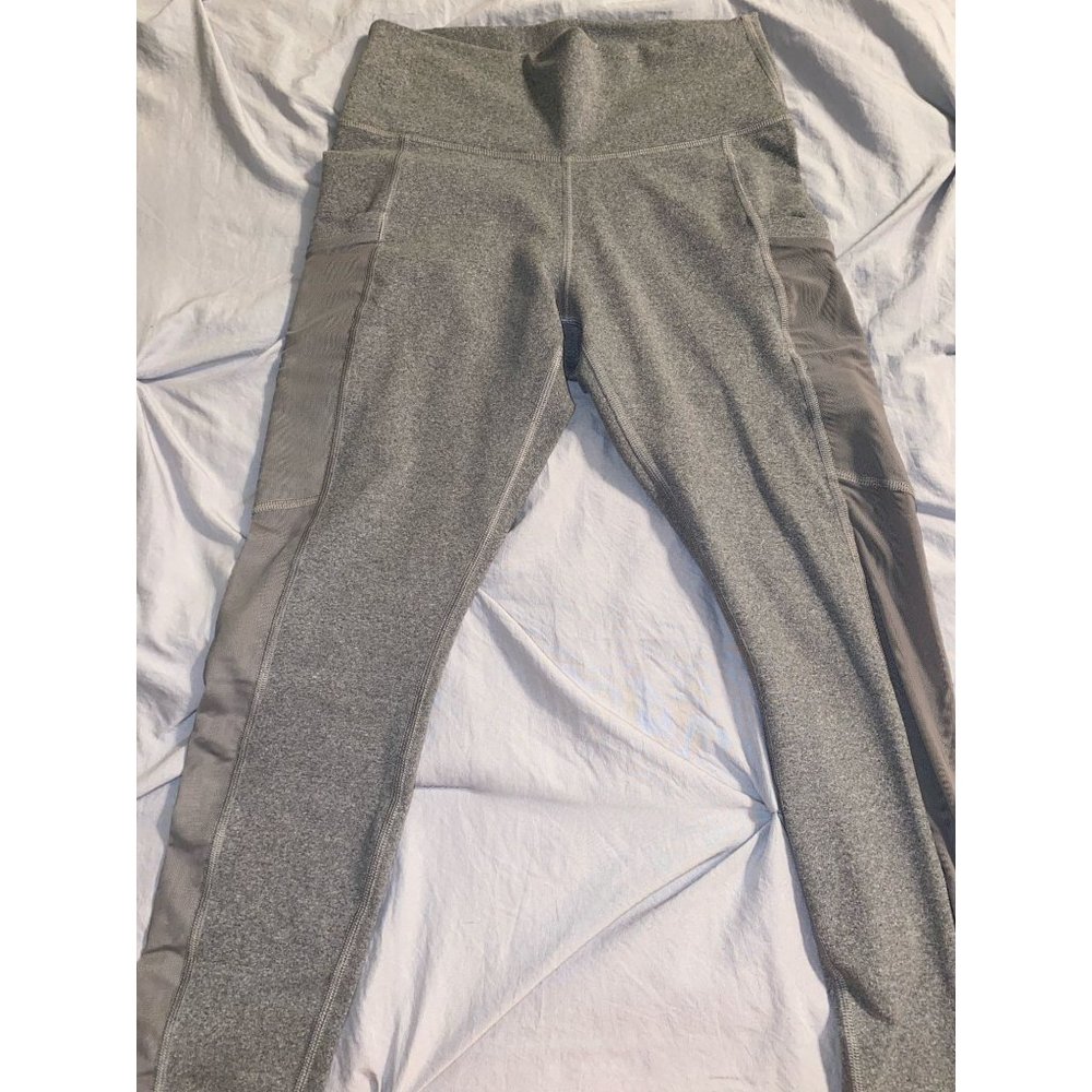 Fabletics On the Go Mesh Grey Leggings-S